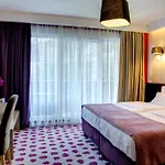 Eden Hotel