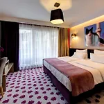 Eden Hotel 4*