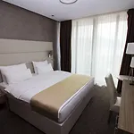 에덴 호텔
