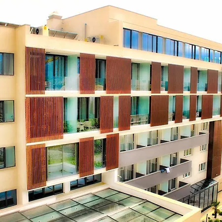 エデン ホテル モスタル