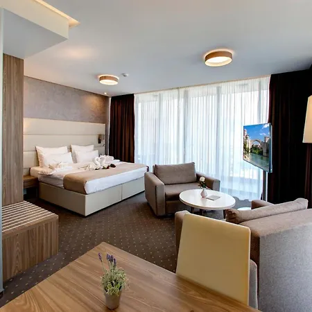 エデン ホテル モスタル