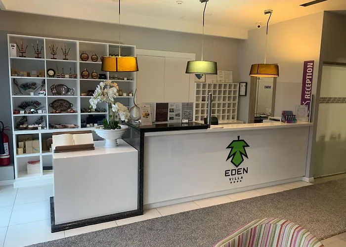 Eden 4*